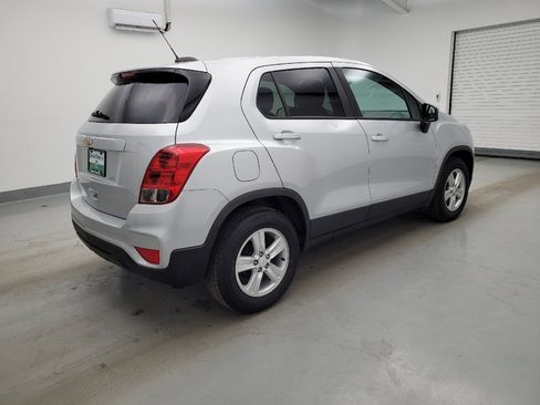 Used 2021 Chevrolet Trax LS w/ Tint and Cruise Package FWD image 10