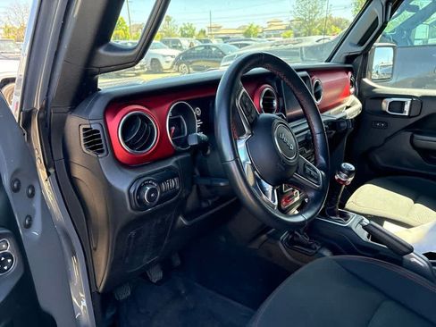 Used 2018 Jeep Wrangler Rubicon AWD/4WD image 10