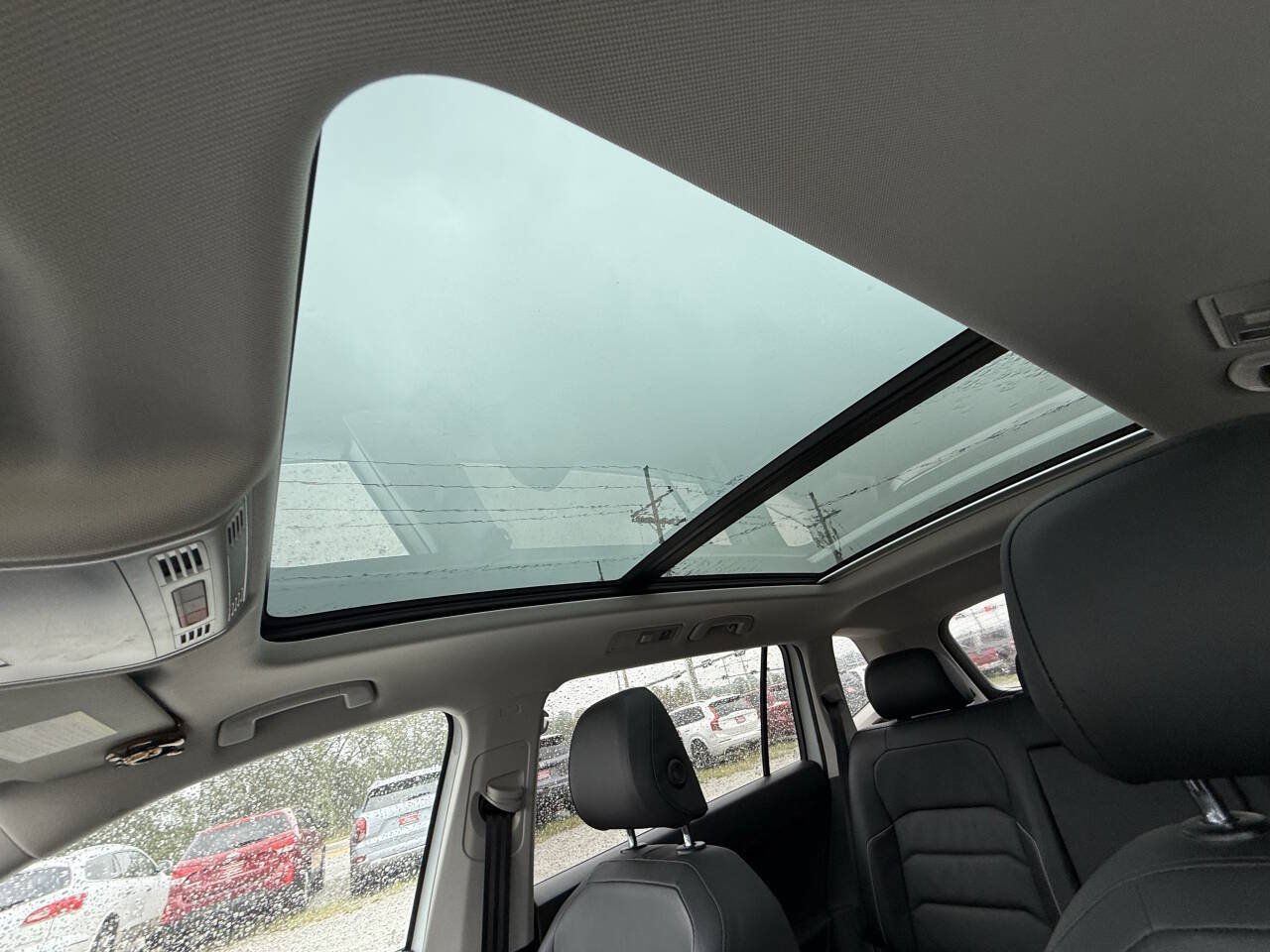 Used 2019 Volkswagen Tiguan SEL Premium AWD/4WD image 32
