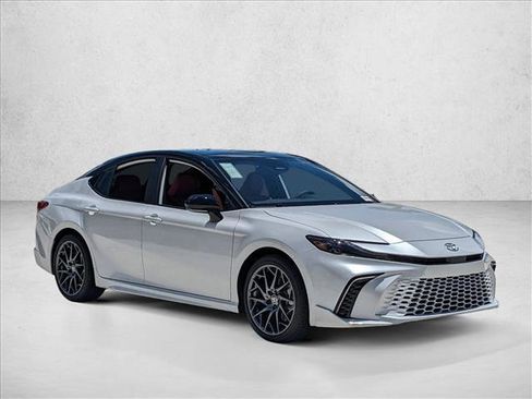 Certified 2025 Toyota Camry XSE image 7