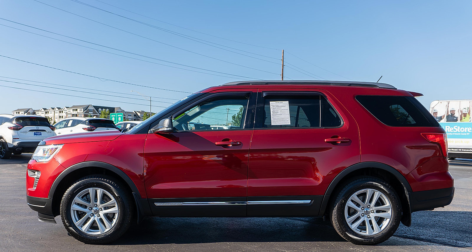 Used 2019 Ford Explorer XLT w/ Equipment Group 201A AWD/4WD image 9