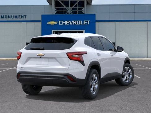 New 2026 Chevrolet Trax LS FWD image 4