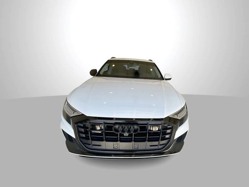 Used 2020 Audi Q8 Premium Plus w/ Premium Plus Package AWD/4WD image 3