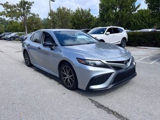 Used 2022 Toyota Camry SE video 1