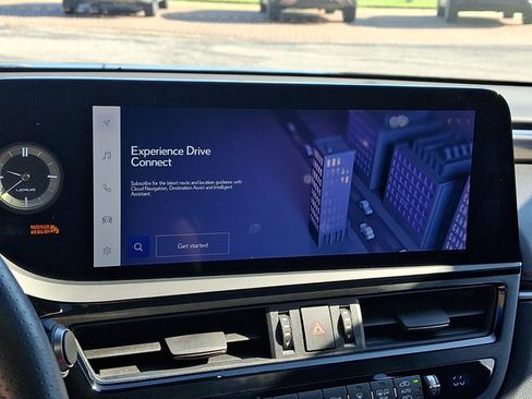Used 2024 Lexus ES 350 F Sport w/ Technology Package FWD image 18