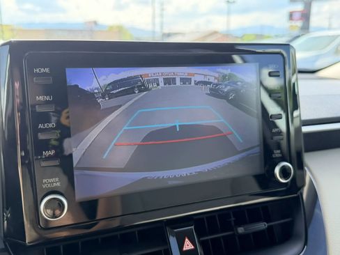 Used 2022 Toyota Corolla Cross LE image 28