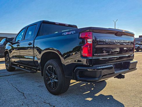 Used 2024 Chevrolet Silverado 1500 Custom AWD/4WD image 4