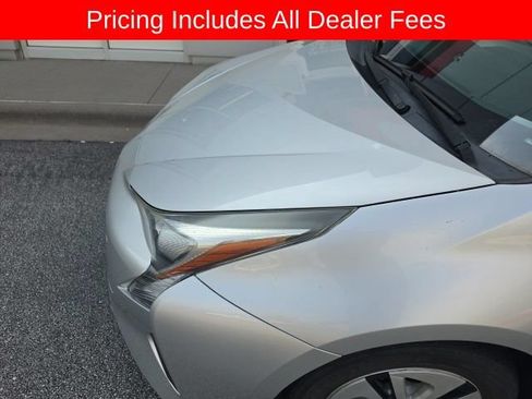 Used 2016 Toyota Prius Four FWD image 7