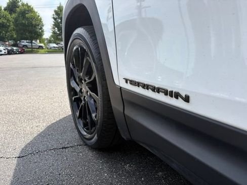 Certified 2023 GMC Terrain SLT w/ Elevation Edition AWD/4WD image 15