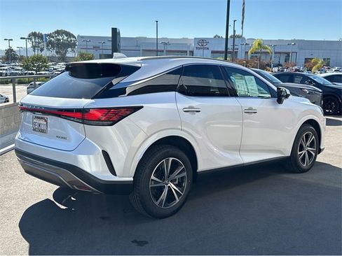 Used 2023 Lexus RX 350 Premium image 6