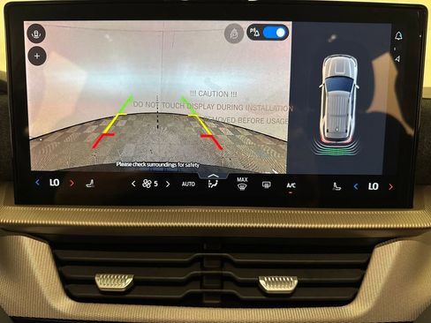 New 2026 Ford Explorer Active RWD image 34