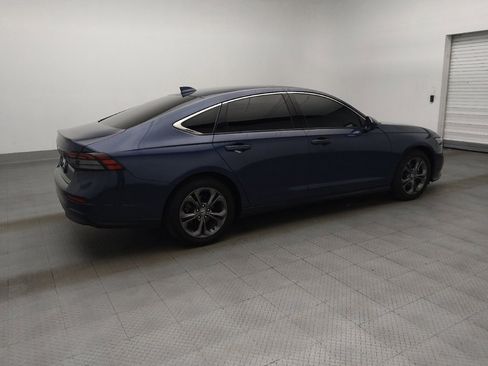 Used 2023 Honda Accord EX image 10