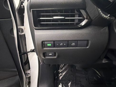 Used 2020 Nissan Sentra SR w/ Electronics Package FWD image 29