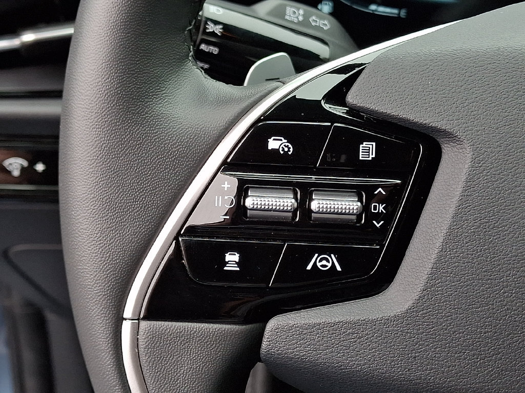 Certified 2025 Kia Niro EX w/ EX Cold Weather Package FWD image 22