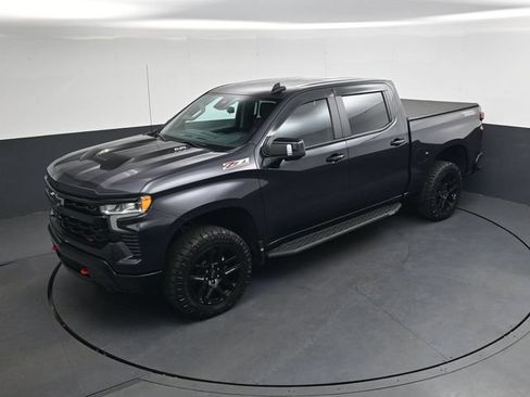 Used 2022 Chevrolet Silverado 1500 LT Trail Boss w/ LT Trail Boss Premium Package AWD/4WD image 27