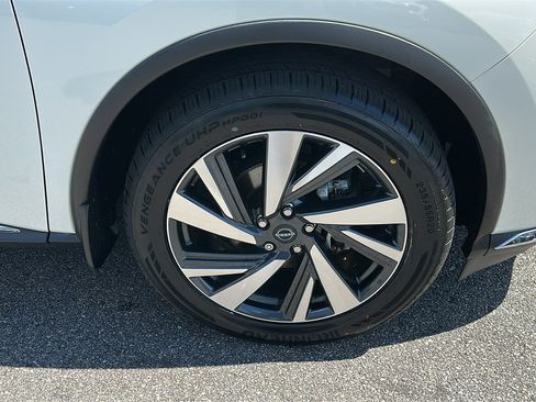 Used 2024 Nissan Murano SL AWD/4WD image 9