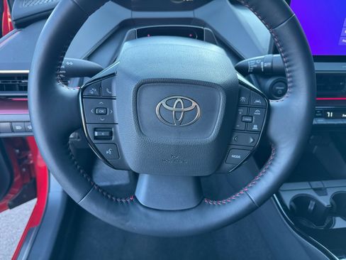 Used 2024 Toyota Prius Prime Premium image 9