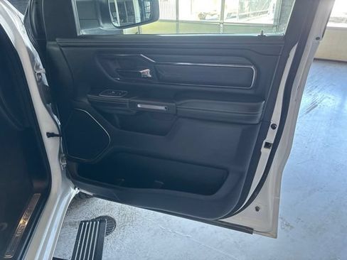 Used 2022 RAM 1500 Limited w/ Trailer Tow Group (B) AWD/4WD image 35