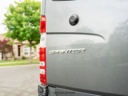 Used 2017 Mercedes-Benz Sprinter 3500 image 79