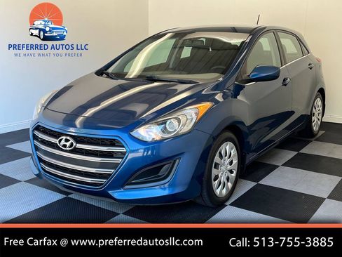 Used 2016 Hyundai Elantra GT FWD image 1