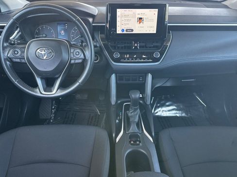 Used 2023 Toyota Corolla Cross LE image 14