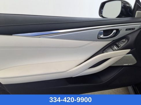 Used 2017 INFINITI Q60 3.0t Sport image 17