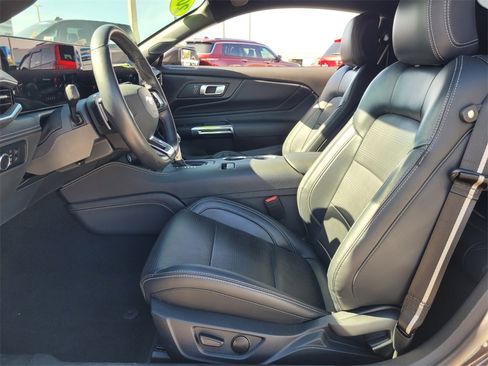 Used 2024 Ford Mustang GT Premium image 14
