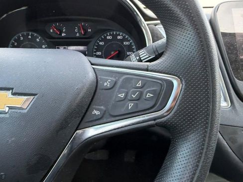 Used 2021 Chevrolet Malibu LT image 11