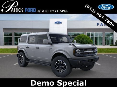New 2026 Ford Bronco Outer Banks AWD/4WD image 7