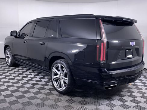 Certified 2025 Cadillac Escalade ESV Sport Platinum image 20