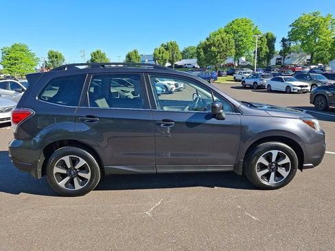 Used 2018 Subaru Forester 2.5i Limited AWD/4WD image 7