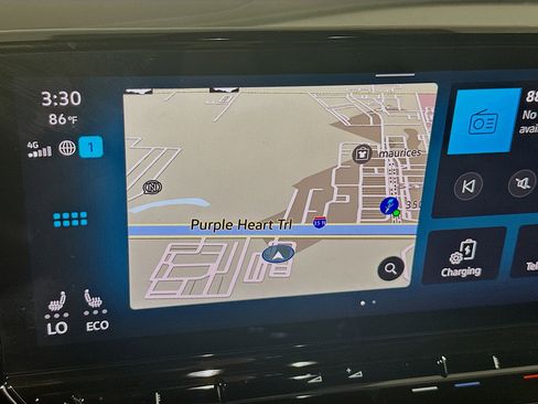 Used 2023 Volkswagen ID.4 Pro image 21