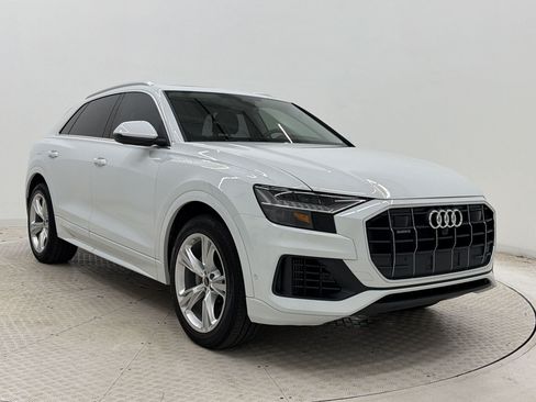 Used 2023 Audi Q8 Prestige AWD/4WD image 7