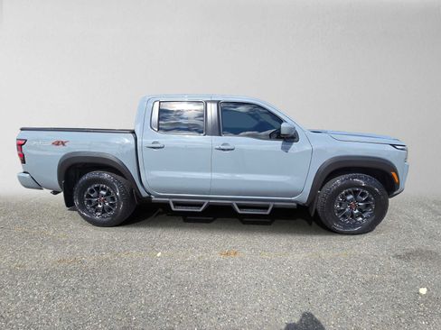Used 2023 Nissan Frontier PRO-4X w/ Pro-4X Premium Package AWD/4WD image 2