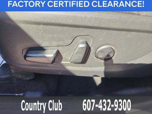 Used 2022 Hyundai Santa Fe SEL w/ Convenience Package AWD/4WD image 12