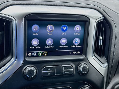 Used 2020 Chevrolet Silverado 1500 LT w/ Trailering Package AWD/4WD image 9