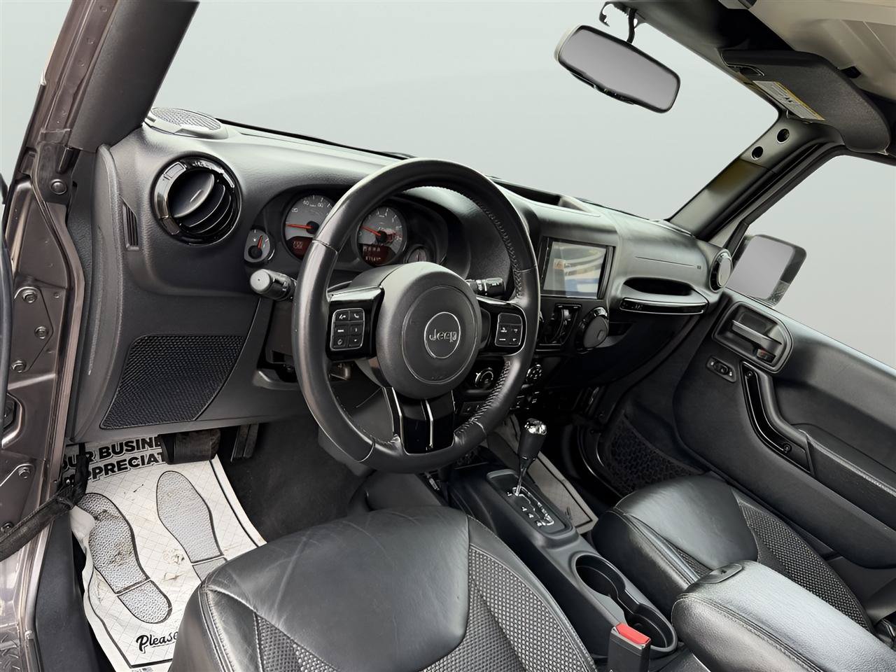 Used 2016 Jeep Wrangler Unlimited Sahara AWD/4WD image 15