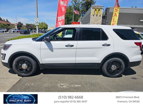 Used 2017 Ford Explorer 4WD Police Interceptor w/ Ready For The Road Package image 4