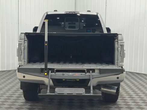 Used 2020 Ford F350 Platinum w/ FX4 Off-Road Package AWD/4WD image 35