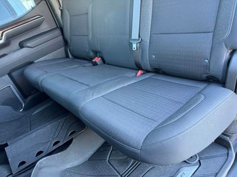 Used 2023 Chevrolet Silverado 1500 LT AWD/4WD image 7