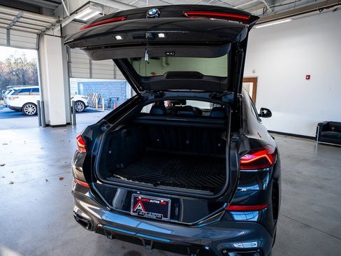 Used 2023 BMW X6 xDrive40i w/ M Sport Package image 68