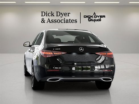 Used 2025 Mercedes-Benz C 300 Sedan image 15