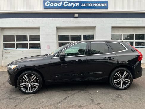 Used 2020 Volvo XC60 T6 Momentum w/ Protection Package Premier AWD/4WD image 1