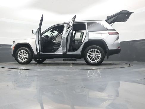 New 2025 Jeep Grand Cherokee Laredo image 52