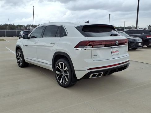 New 2026 Volkswagen Atlas Cross Sport SEL Premium R-Line AWD/4WD image 8