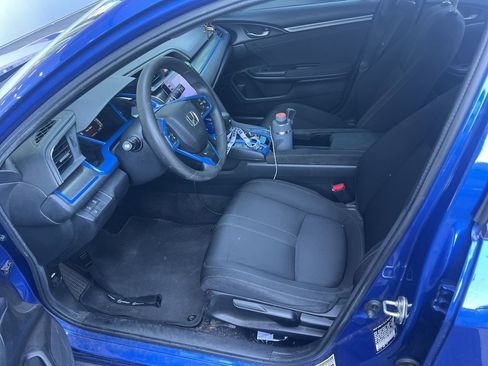 Used 2019 Honda Civic EX image 4