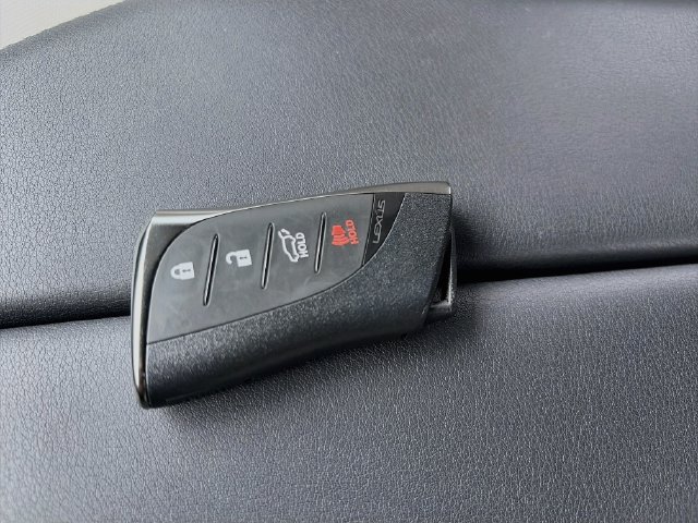 Used 2026 Lexus TX 350 AWD w/ Technology Package image 36