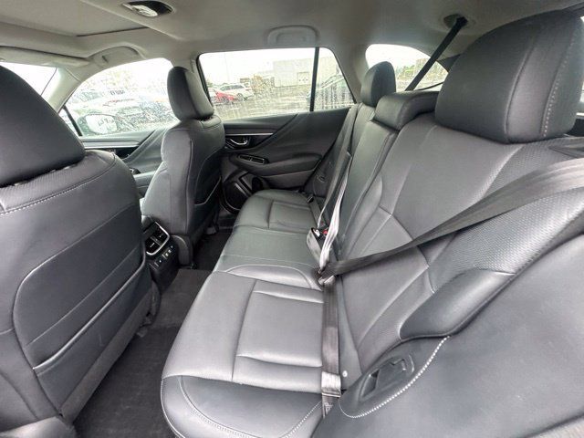 Used 2022 Subaru Outback Limited XT w/ Popular Package #2 AWD/4WD image 12