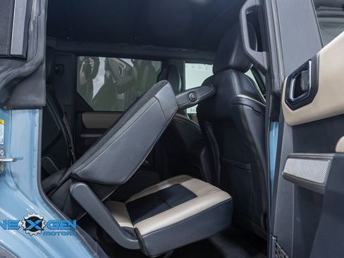 Used 2022 Ford Bronco Wildtrak AWD/4WD image 35