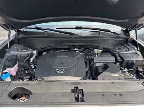 Used 2022 Hyundai Palisade Limited w/ Winter Package FWD image 26